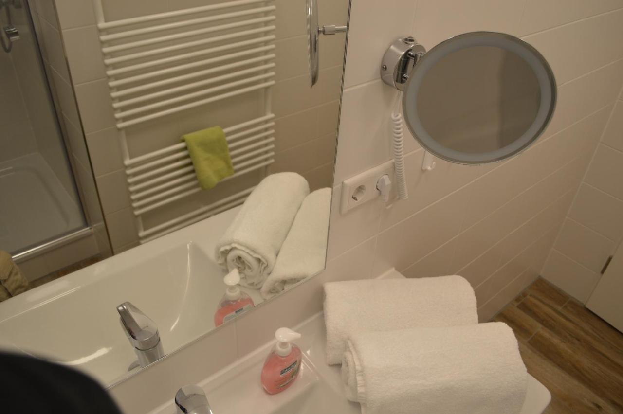 Kiek In Aoer Jugendherberge & Hostel Neumunster Bagian luar foto